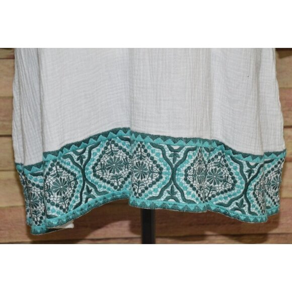 Cezele Tunic Top Shirt Ladies Size L White Gauzy Green Embroidered Floral Boho - Picture 5 of 13